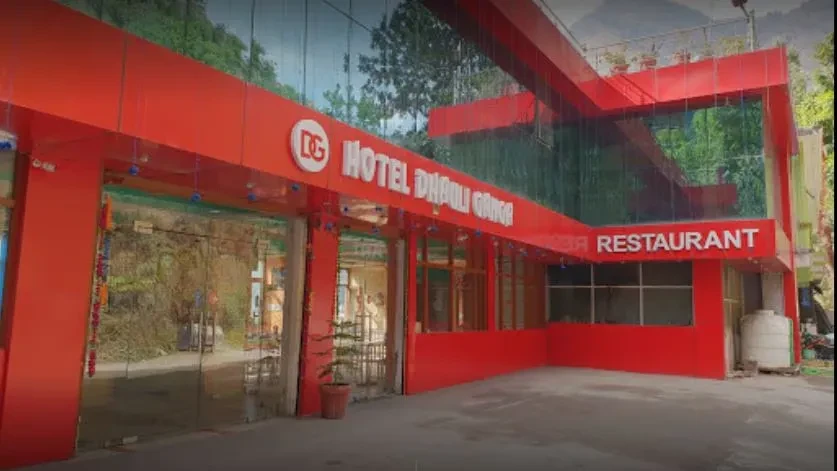 Hotel And Restaurant Dhauli Ganga Pipalkoti [Parking Area]