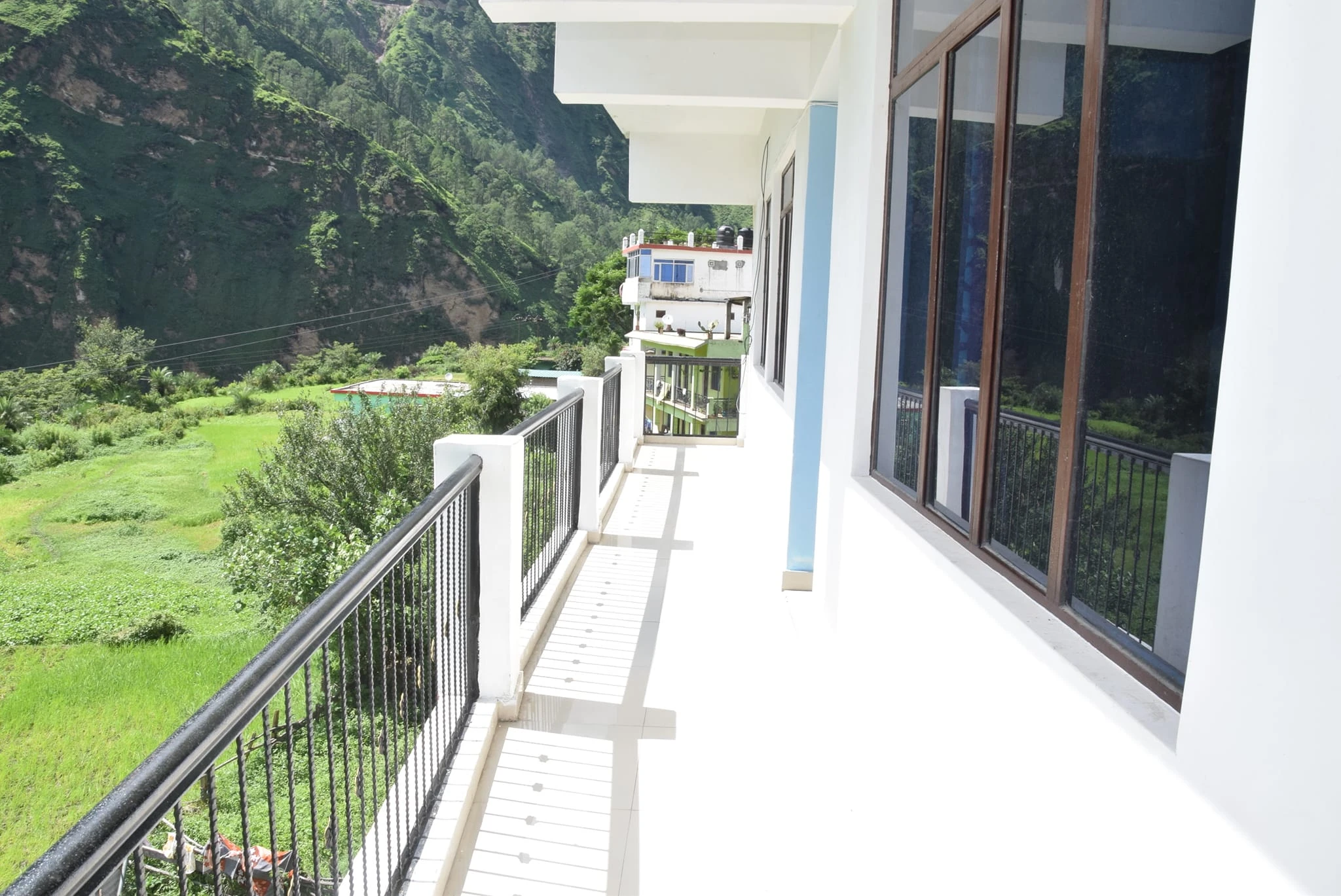 Hotel Rajput And Restaurants Pipalkoti [Outdoor View]