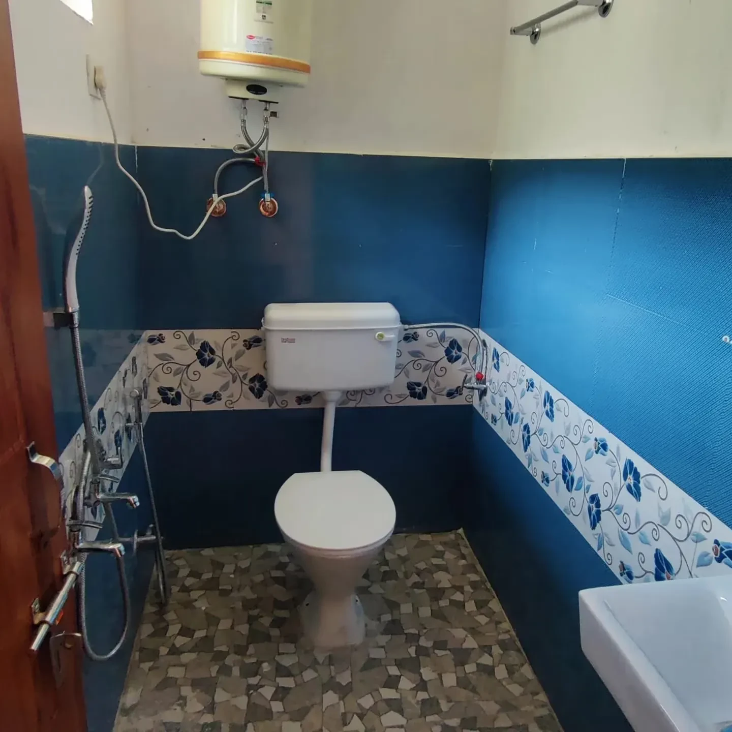 The Gajraj Hotel, Joshimath Joshimath [Attached Bathroom]